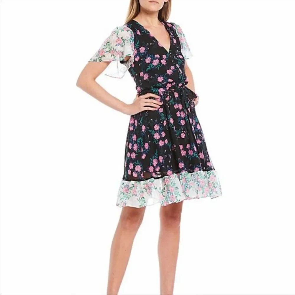Betsey Johnson V-Neck Cottage Core Floral Pattern Dress Festival Feminine Dress